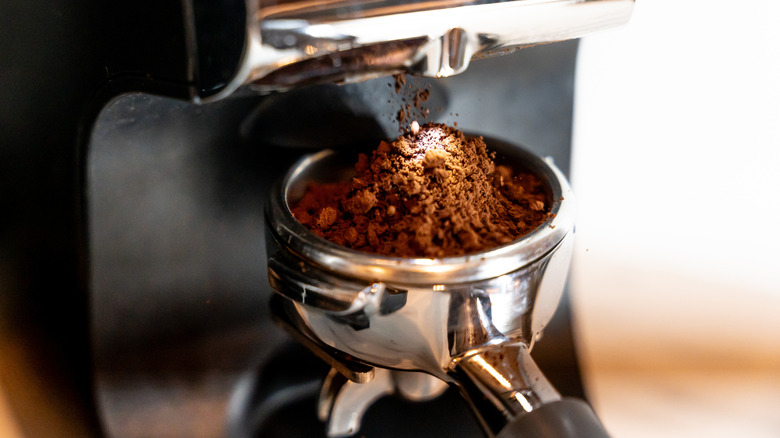 Крупным планом кофейная гуща