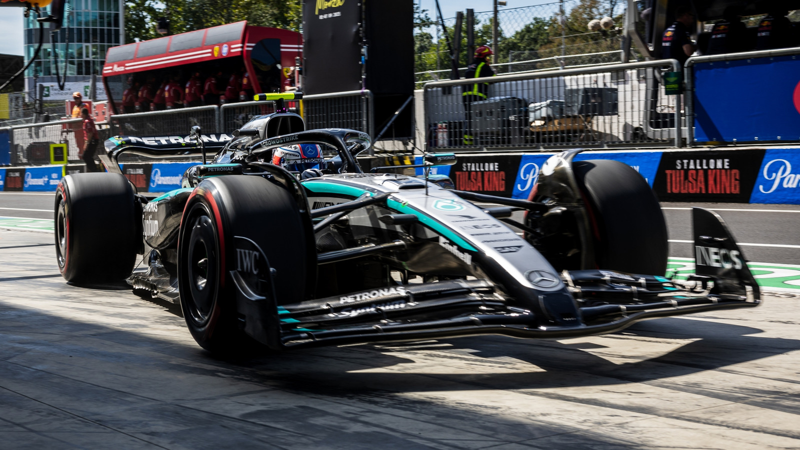 Двигатели Mercedes и Red Bull F1 столкнутся с противоречиями в преддверии сезона 2026 года