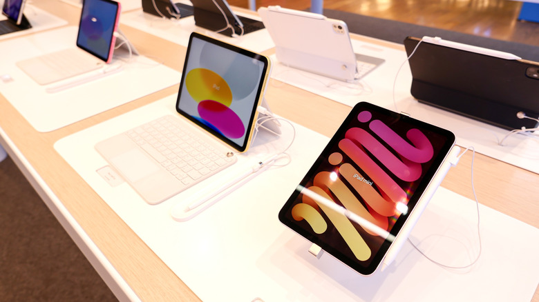 В магазине представлены iPad 2024 года