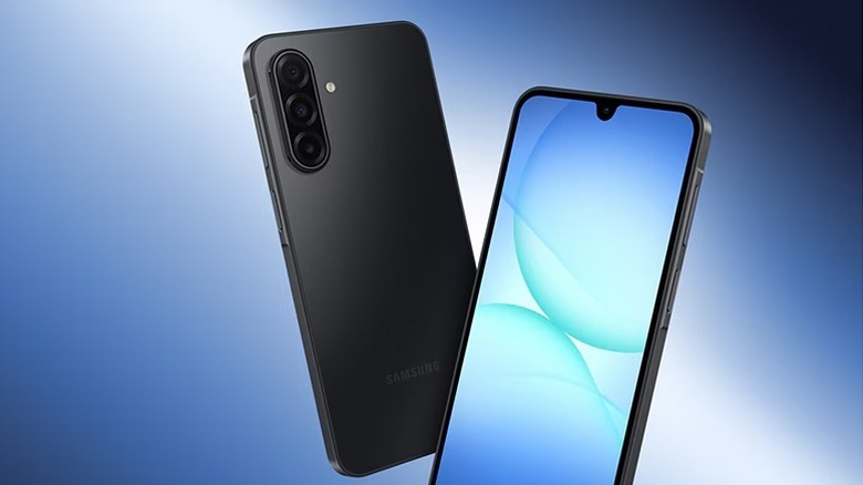 Samsung Galaxy A17 на бело-синем фоне