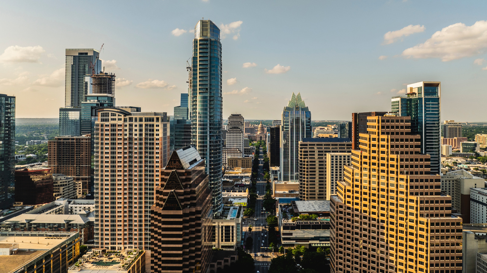 Этот город позволяет роботакси Tesla ездить без присмотра