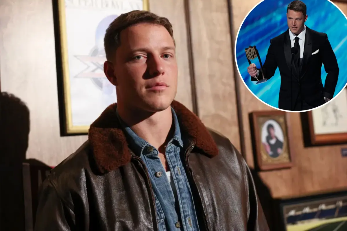 Кристиан Маккаффри добавил «Игрок года по возвращению» в резюме «золотой куртки»