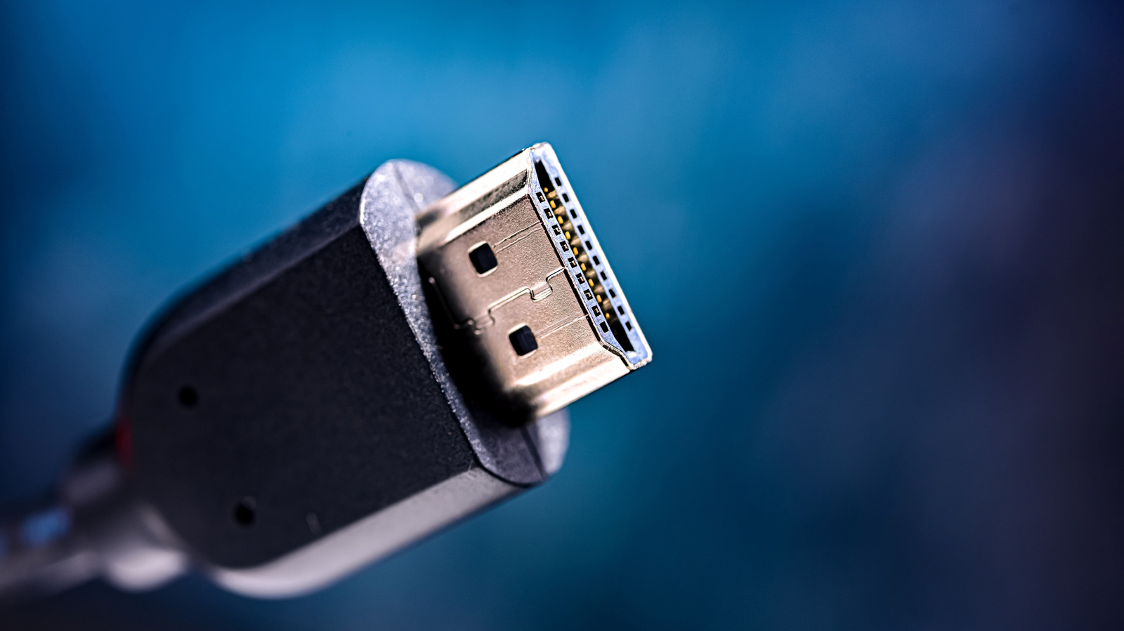 Почему некоторые кабели HDMI имеют Ethernet? Вот для чего они используются