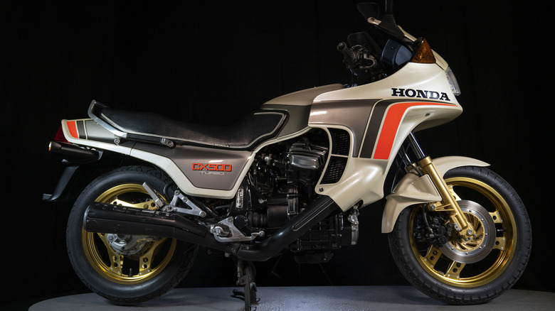 1981-1982 Honda CX 500 Turbo в немецком музее мотоциклов и музее НГУ в Неккарзульме