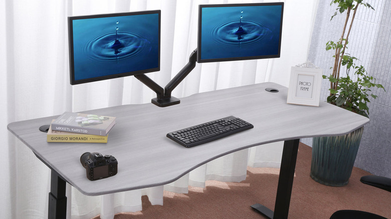 Изображение продукта: письменный стол ApexDesk ​​Elite Series