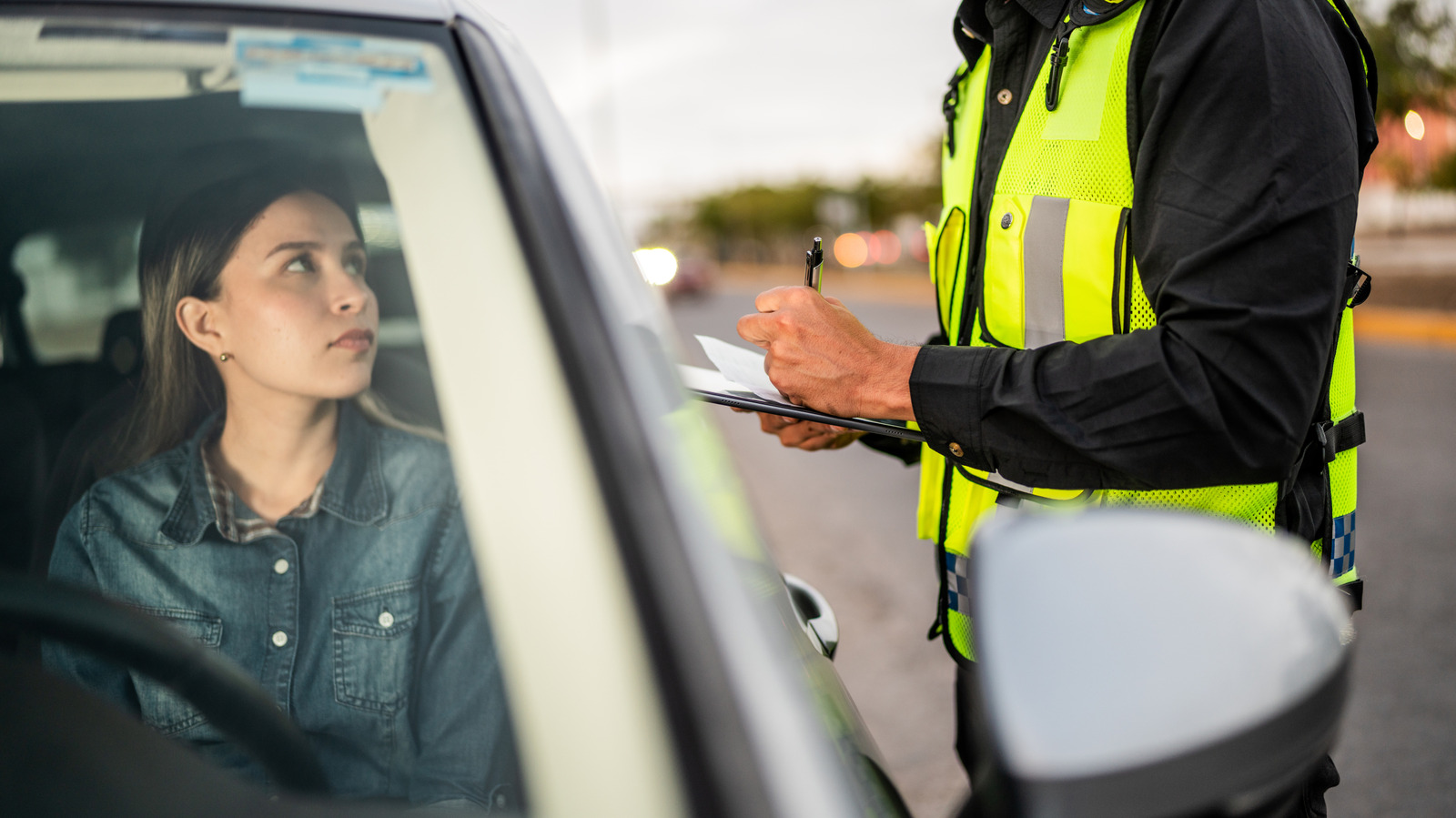 Судья заявил, что в этом крупном городе США завышена плата за миллионы штрафов за парковку