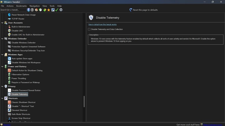 Снимок экрана приложения Winaero Tweaker, запущенного на ПК с Windows 11