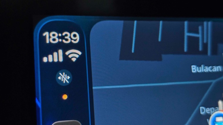 Apple CarPlay показывает, что голосовое управление не слушается