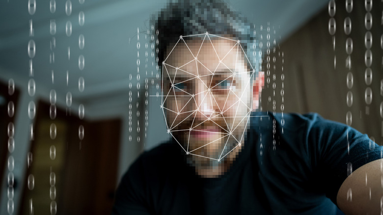 Портрет мужчины испытывает распознавание лиц