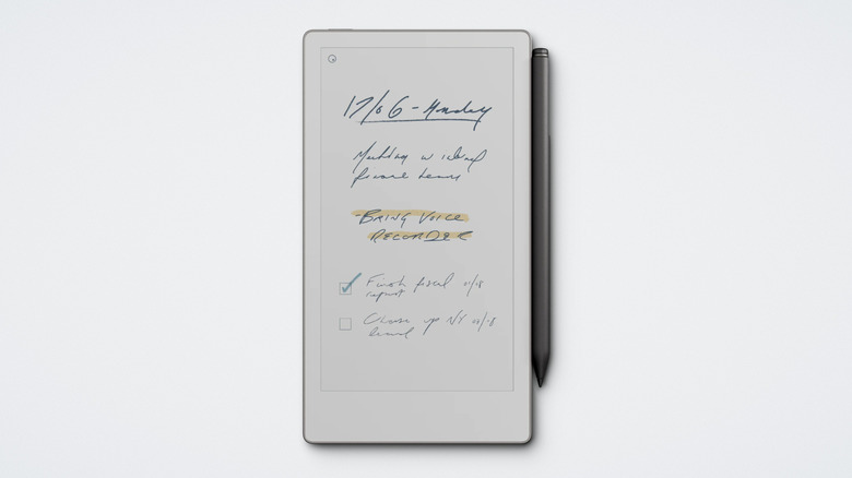 Замечательный ход Paper Pro на белом фоне