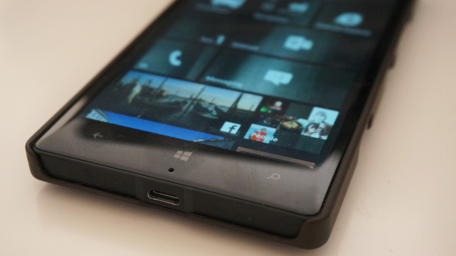 Клавиатура Windows Phone была великолепна — Apple и Android должны использовать ее