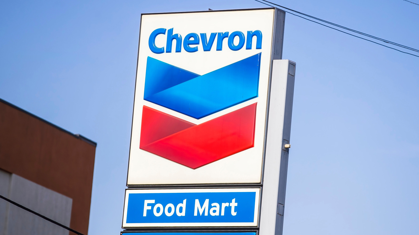 В этом крупном городе США бензин только что подорожал до 8 долларов за галлон