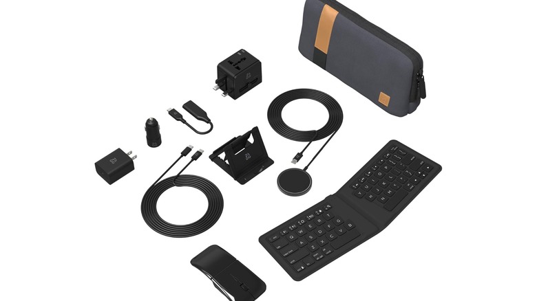 Международный дорожный комплект Zagg Desktop Essentials