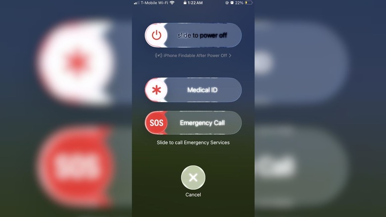 Жидкое стекло пользователя iOS 26 выглядит расплавленным