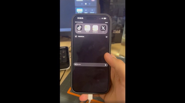 Клавиатура пользователя iOS 26 открывается медленно