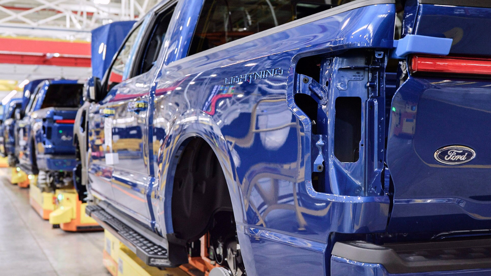 В 2026 году у Ford было 19 отзывов (и это только март)