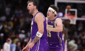 Получите 10 долларов при регистрации на матч Dabble на матч Lakers vs. Heat