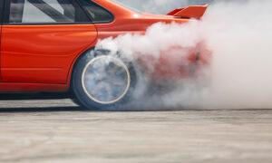 Иллинойс хочет сделать ограничители скорости обязательными для некоторых водителей