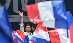 Франция обеспокоена риском иностранного вмешательства в преддверии выборов