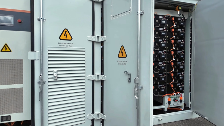 Аккумуляторная система хранения энергии.