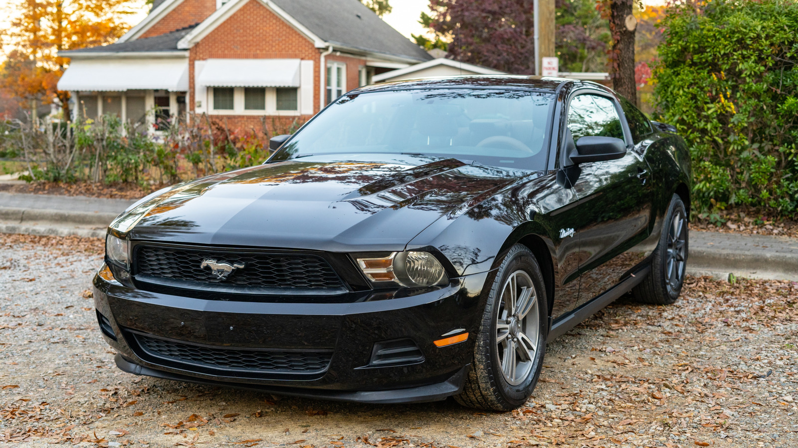 5 самых крутых автомобилей, которые достаточно обесценились, чтобы стать доступными сейчас