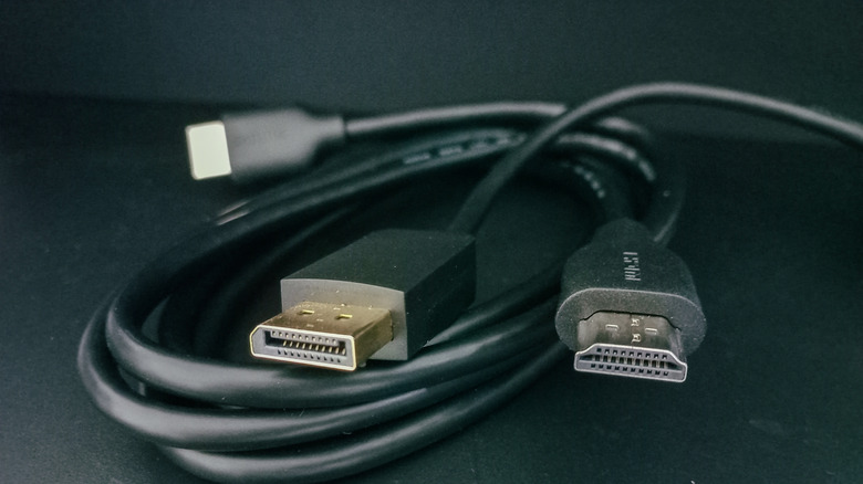 кабели hdmi в комплекте