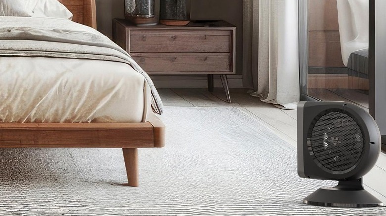 Высокоскоростной вентилятор Vornado Strata 8C Omni для охлаждения спальни