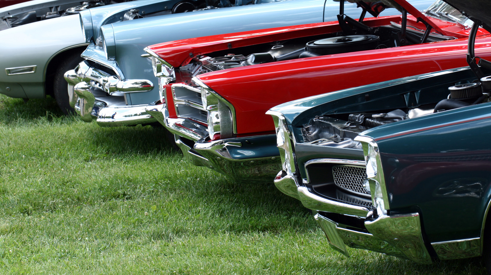 5 автомобильных выставок, которые стоит посетить весной 2026 года