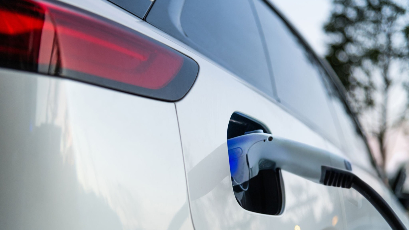 5 способов увеличить запас хода вашего электромобиля