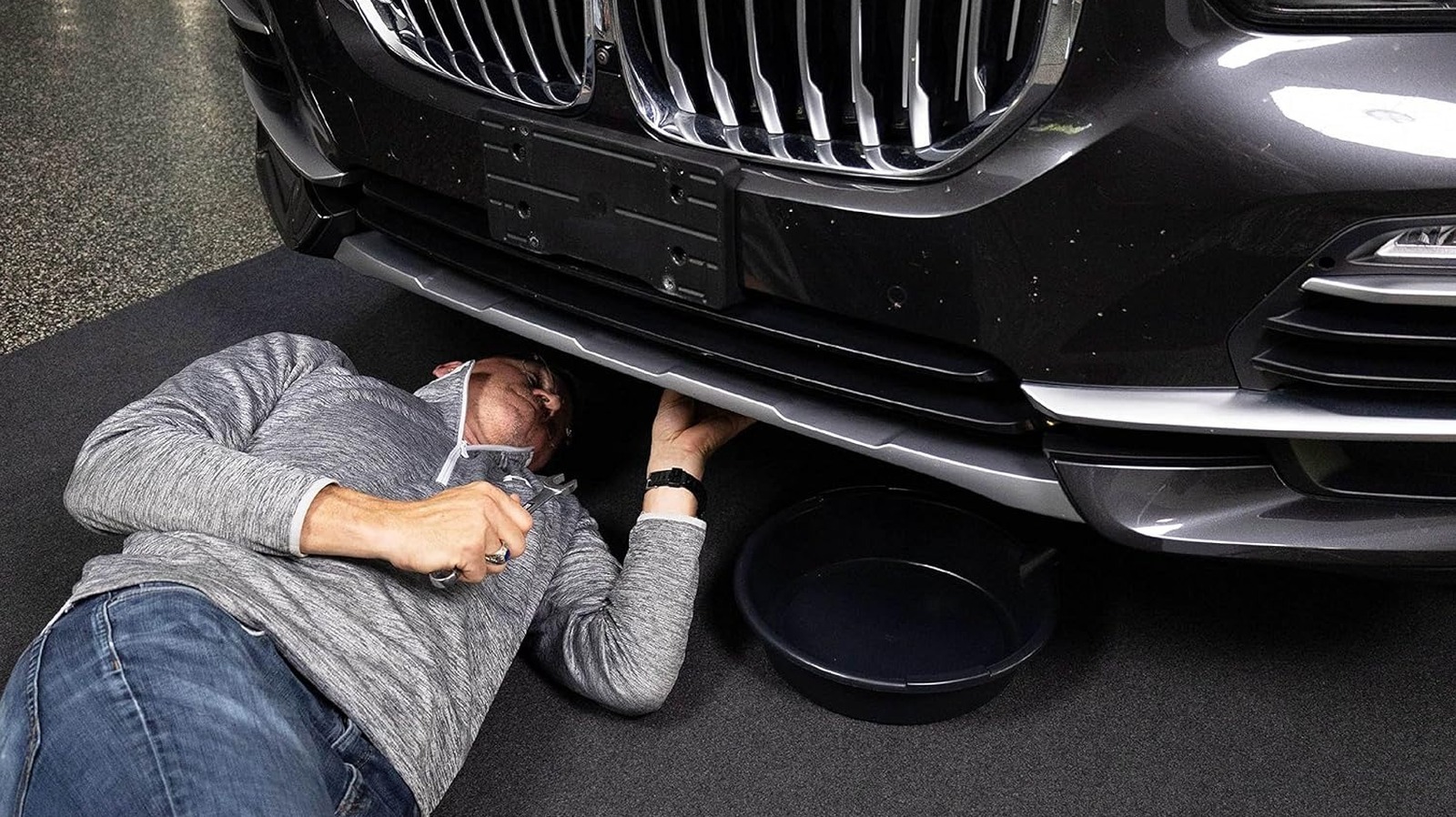 5 умных находок, которые сделают замену масла проще и проще