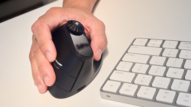 вертикальная мышь писателя