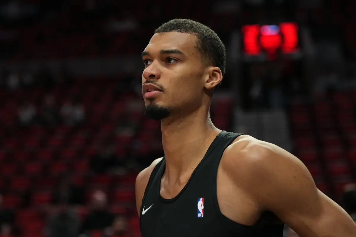 Виктор Вембаньяма допущен к участию в четвертой игре против «Трэйл Блэйзерс» после страшного сотрясения мозга