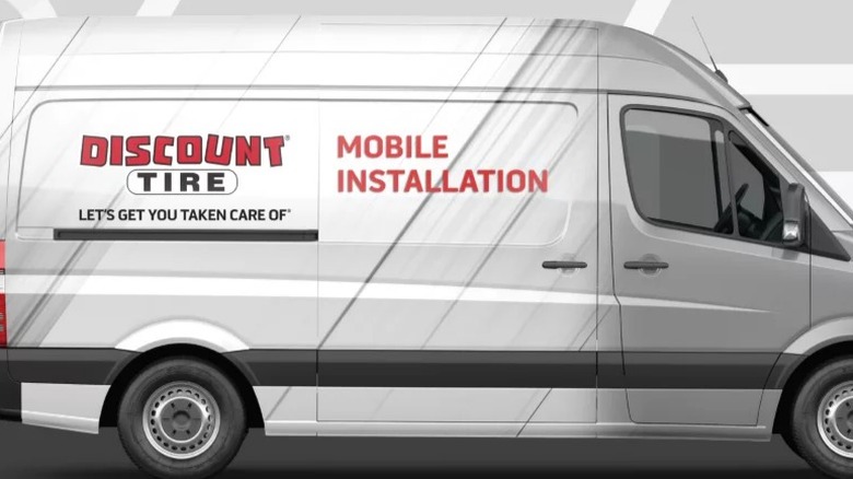 Мобильный фургон для установки шин со скидкой