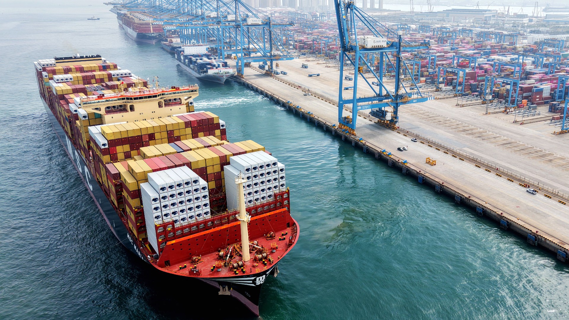 Война в Иране наносит ущерб мировой экономике и может спровоцировать рецессию, считает МВФ