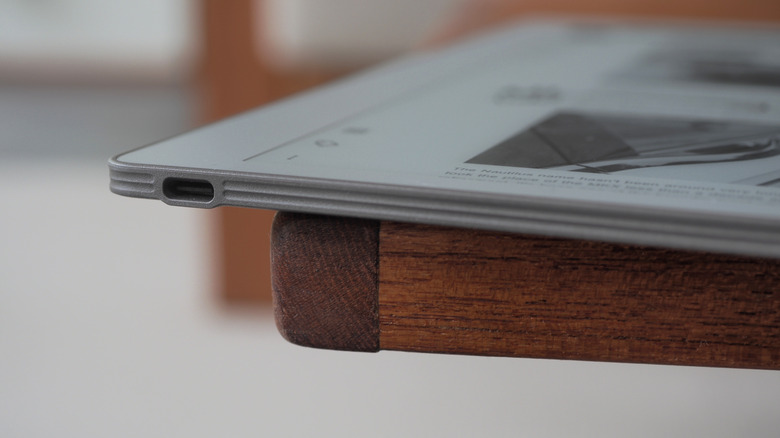 Порт reMarkable Paper Pure USB-C