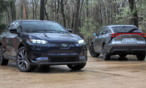 Subaru Solterra 2026 против Toyota bZ: правильный выбор зависит от одного