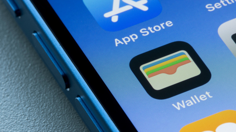 Приложение Apple Кошелек