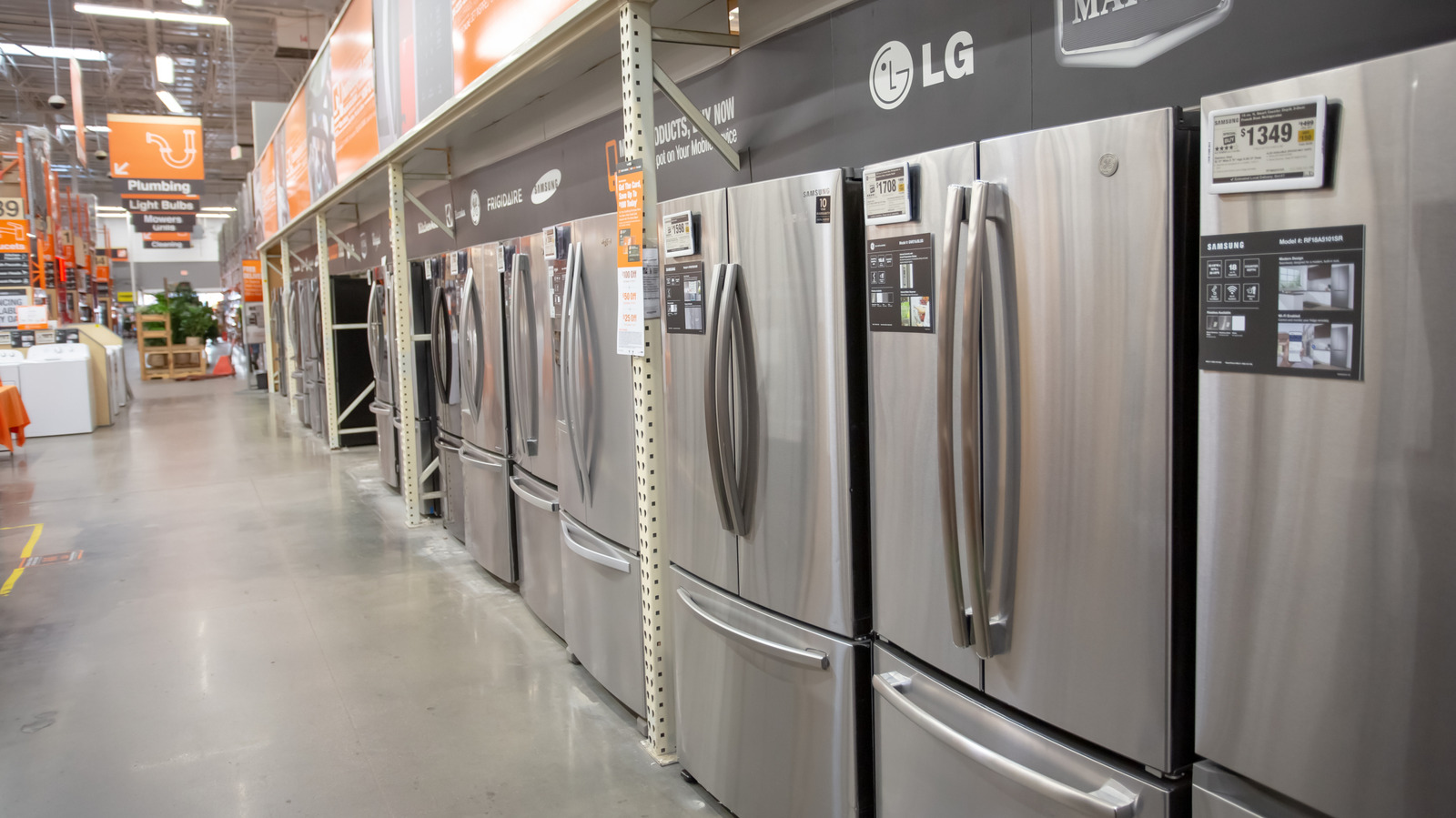 Consumer Reports назвал этот холодильник LG с нижней морозильной камерой лучшим в своем классе