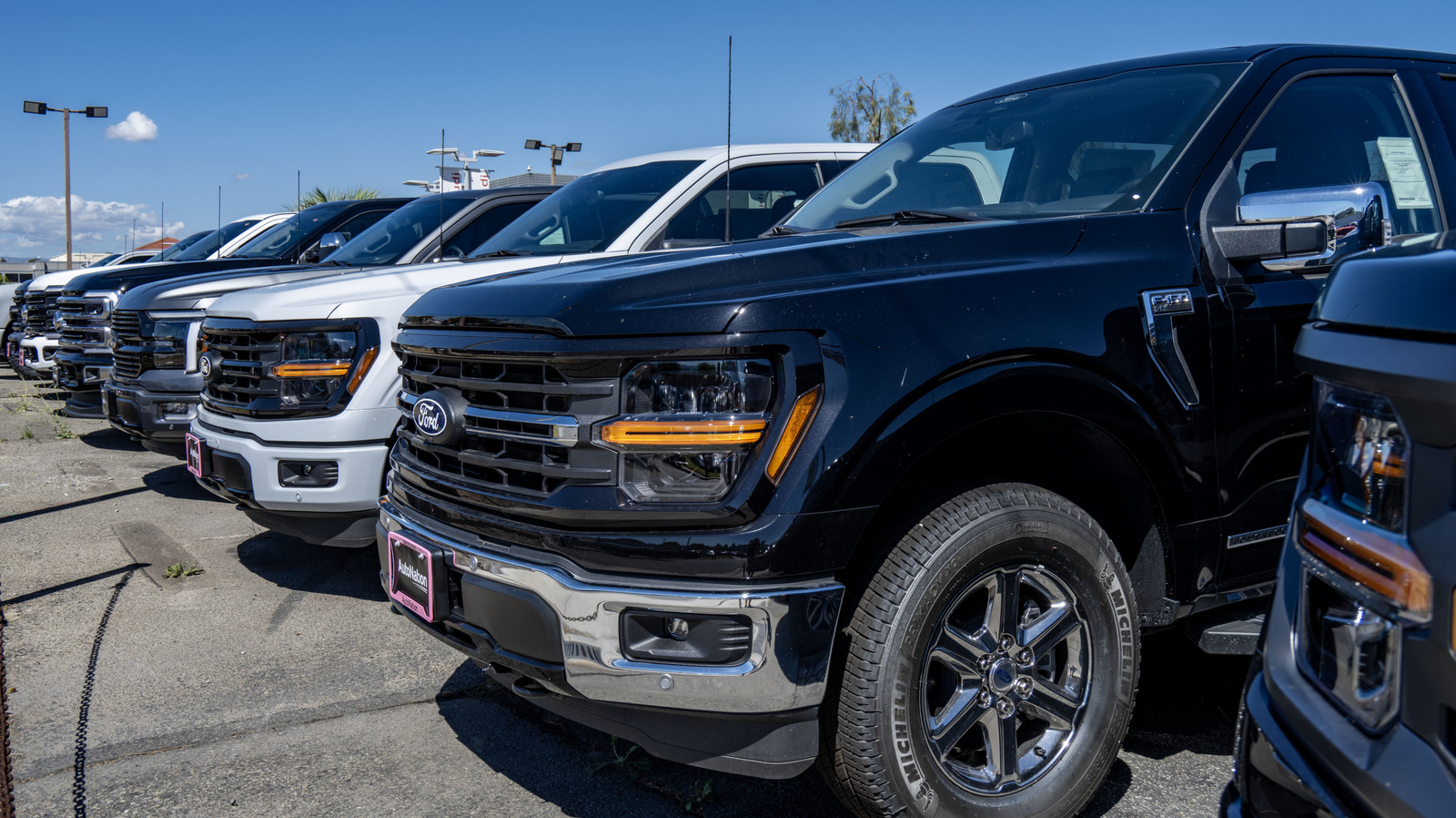 F-150 против Ranger: какой грузовик Ford обесценивается быстрее?