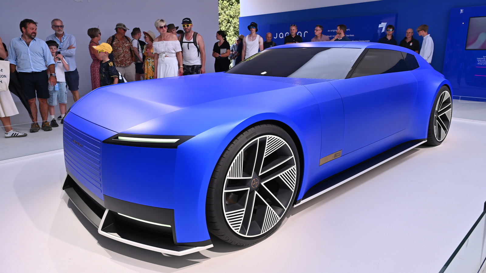 3 вещи, которые Jaguar Land Rover и Stellantis должны сделать правильно, чтобы выжить