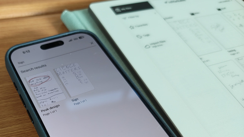 Замечательная Paper Pure для iPhone