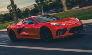 Быстрее и сильнее: вот что входит в комплектацию C8 Corvette Z51