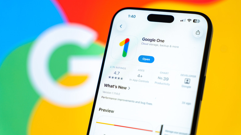 Приложение Google One в App Store