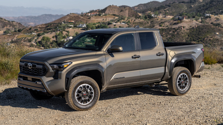 Промо-изображение Toyota Tacoma 2025 года выпуска.