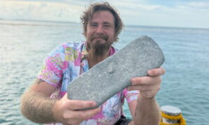 400-летнее кораблекрушение привело дайверов к исторической находке стоимостью 100 тысяч долларов