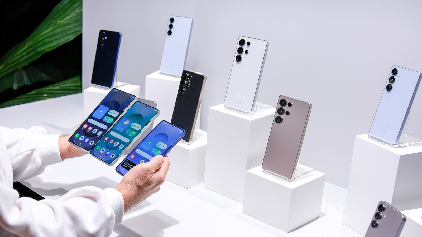 Android 17 появится на каждом телефоне Samsung в этом списке