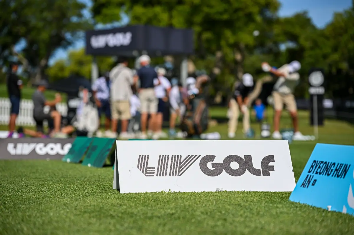 LIV Golf грозит потенциальные увольнения, поскольку лига разбирается в существовании после PIF