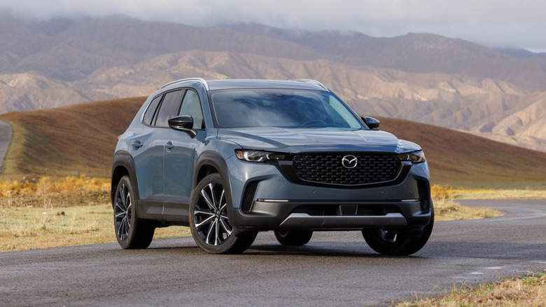 Mazda MX-50 — самый популярный автомобиль в линейке Mazda в США.