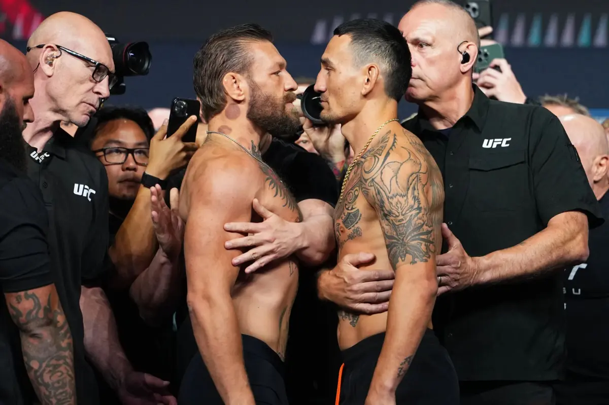 UFC 329: Как и когда смотреть бой МакГрегора против Холлоуэя 2 в прямом эфире