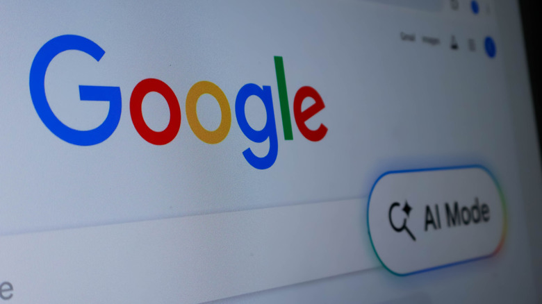 Поиск Google на экране ПК